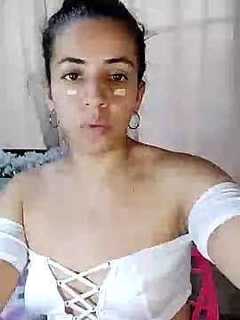 Snapshot of anngela01 chatting on 4, 1, 2025 anngela01 online show from 4, 1, 2025