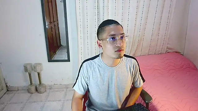 Snapshot of Orionferrer- chatting on 2, 2, 2026 Orionferrer- online show from 2, 2, 2026