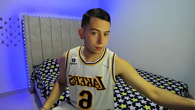 Snapshot of lunitayliam chatting on 21, 12, 2024 lunitayliam online show from 21, 12, 2024