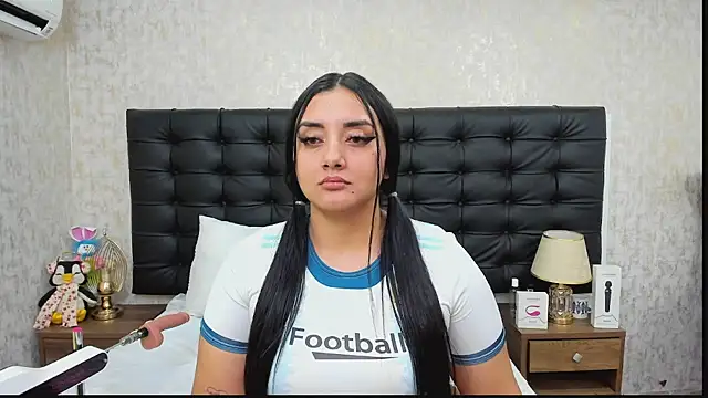 Snapshot of AmaliaDalton chatting on 19, 4, 2026 AmaliaDalton online show from 19, 4, 2026