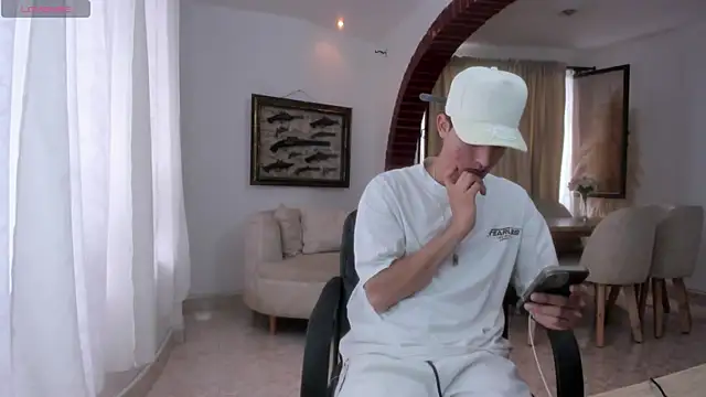 Snapshot of PhilipRich chatting on 30, 4, 2026 PhilipRich online show from 30, 4, 2026