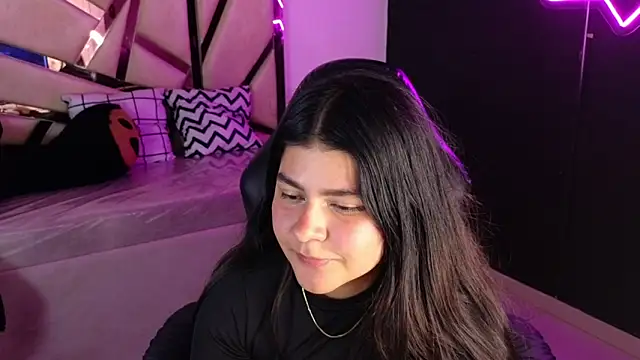 Snapshot of emmalee_01a chatting on 11, 2, 2025 emmalee 01a online show from 11, 2, 2025