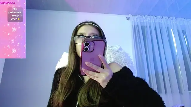 Snapshot of Aurora_blossom__ chatting on 19, 9, 2025 Aurora blossom online show from 19, 9, 2025