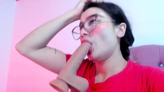 Snapshot of teffy_lee chatting on 22, 12, 2024 teffy lee online show from 22, 12, 2024