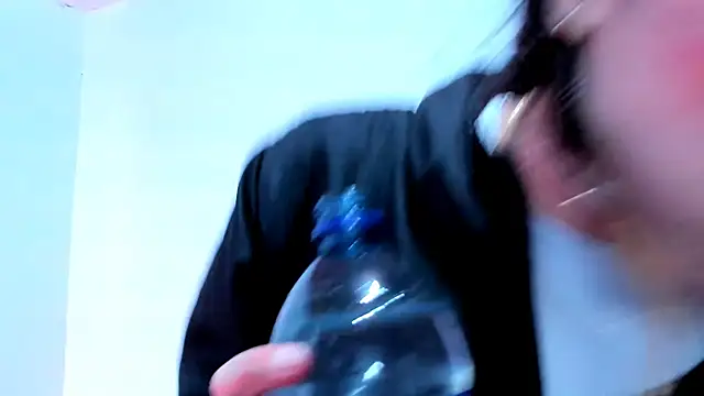 Snapshot of teffy_lee chatting on 29, 12, 2024 teffy lee online show from 29, 12, 2024