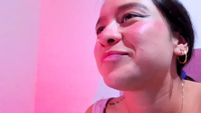 Snapshot of teffy_lee chatting on 1, 2, 2025 teffy lee online show from 1, 2, 2025