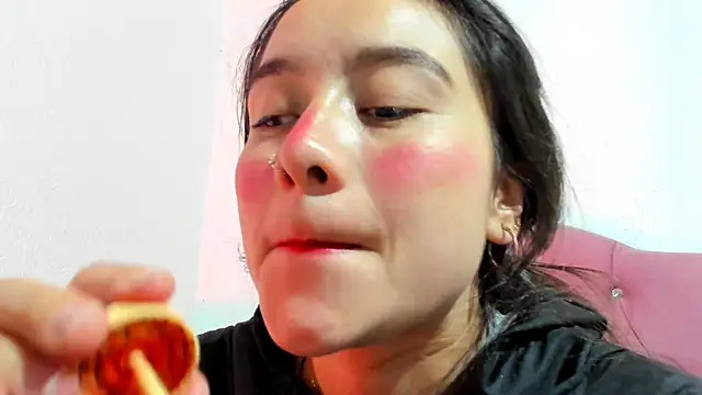 Snapshot of teffy_lee chatting on 8, 2, 2025 teffy lee online show from 8, 2, 2025