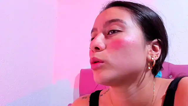 Snapshot of teffy_lee chatting on 15, 2, 2025 teffy lee online show from 15, 2, 2025