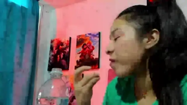 Snapshot of teffy_lee chatting on 6, 11, 2025 teffy lee online show from 6, 11, 2025