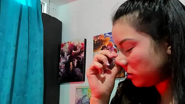 Snapshot of teffy_lee chatting on 28, 11, 2025 teffy lee online show from 28, 11, 2025