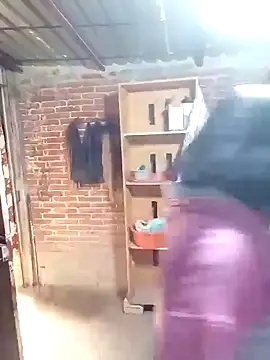 Snapshot of yovana13 chatting on 6, 1, 2026 yovana13 online show from 6, 1, 2026