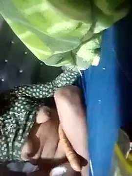 Snapshot of yovana13 chatting on 11, 1, 2026 yovana13 online show from 11, 1, 2026