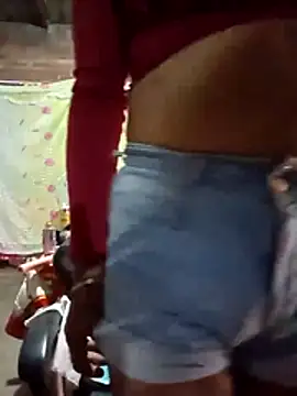 Snapshot of yovana13 chatting on 16, 2, 2026 yovana13 online show from 16, 2, 2026