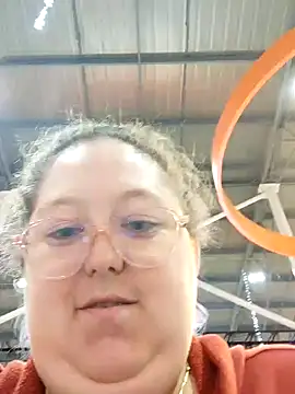 Chloee ep online show from 8, 1, 2025