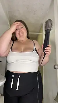 Chloee ep online show from 22, 10, 2025