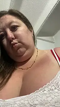 Chloee ep online show from 26, 10, 2025