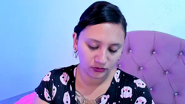 Snapshot of Mila_nixon02 chatting on 2, 12, 2024 Mila nixon02 online show from 2, 12, 2024