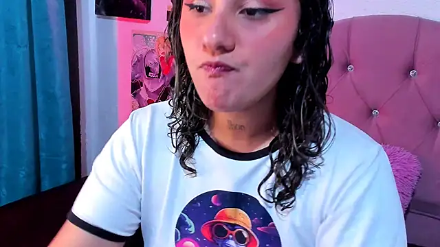 Snapshot of Mila_nixon02 chatting on 22, 11, 2025 Mila nixon02 online show from 22, 11, 2025