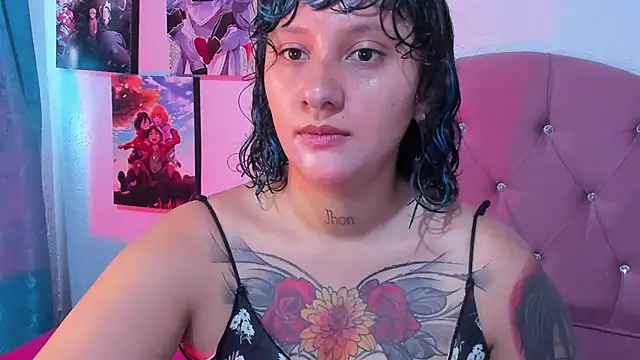 Mila nixon02 online show from 15, 5, 2026