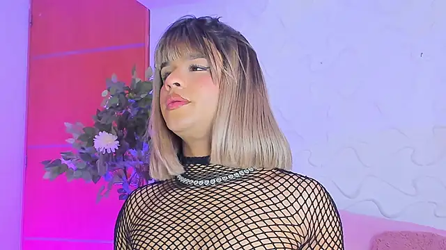 Snapshot of EthanCollens chatting on 7, 4, 2026 EthanCollens online show from 7, 4, 2026