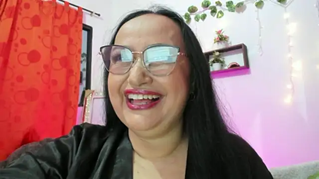 Gia Nahomi online show from 5, 1, 2026