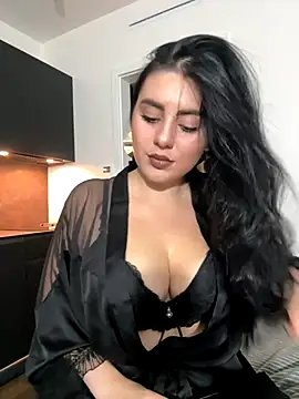 Snapshot of Evelyn___Sweet chatting on 10, 10, 2025 Evelyn Sweet online show from 10, 10, 2025