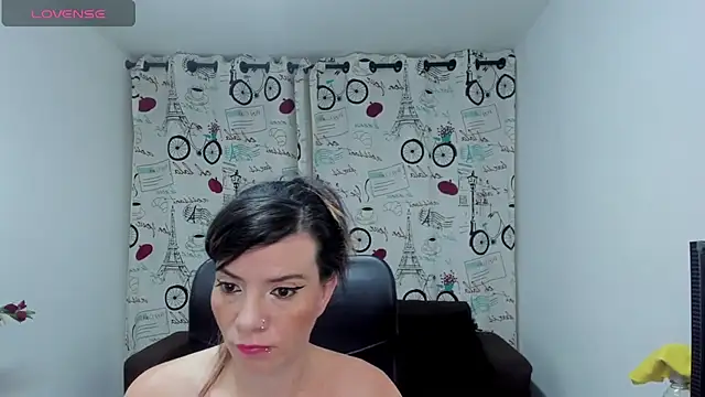 DanaaRey online show from 2, 11, 2025