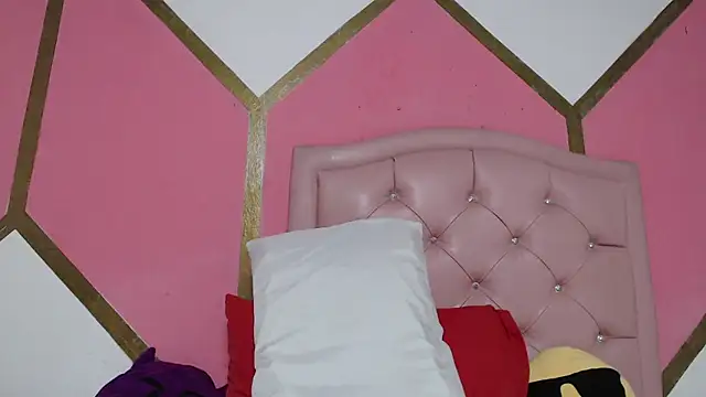 Snapshot of Vicky_Love_ chatting on 31, 1, 2025 Vicky Love  online show from 31, 1, 2025