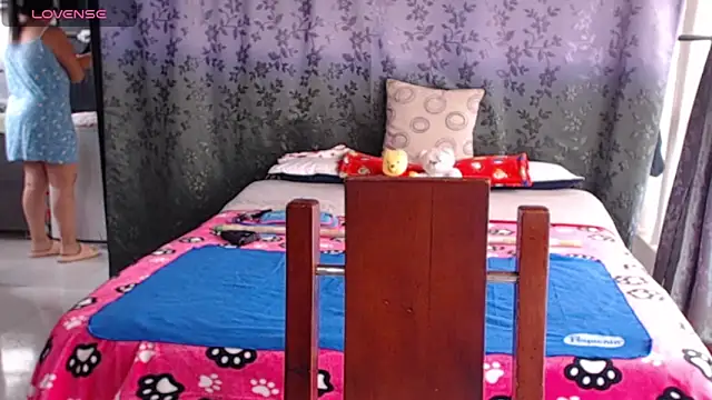 miia-big1boobs  online show from 16, 4, 2026