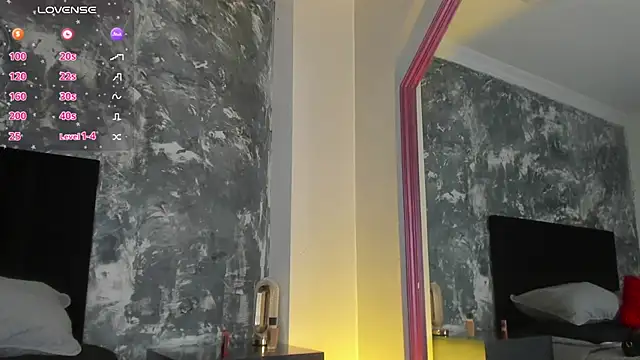 Snapshot of AuroraRojas chatting on 13, 1, 2025 AuroraRojas online show from 13, 1, 2025