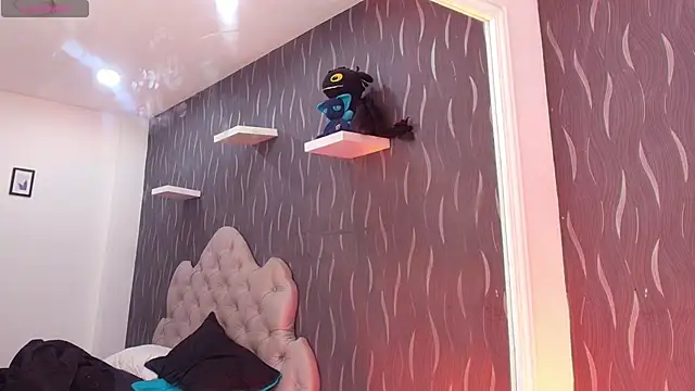 Snapshot of AuroraRojas chatting on 15, 3, 2025 AuroraRojas online show from 15, 3, 2025