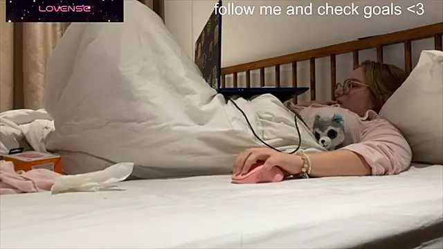 JacyWinslat online show from 18, 12, 2025