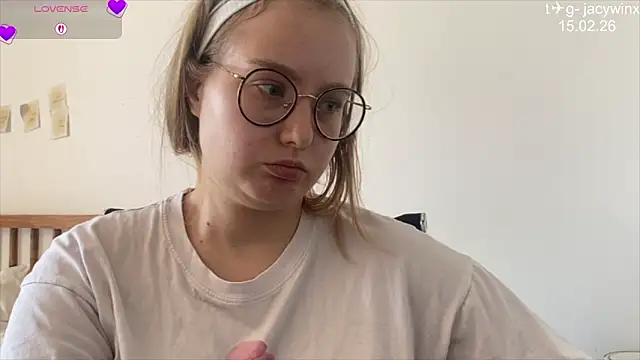 JacyWinslat online show from 15, 2, 2026