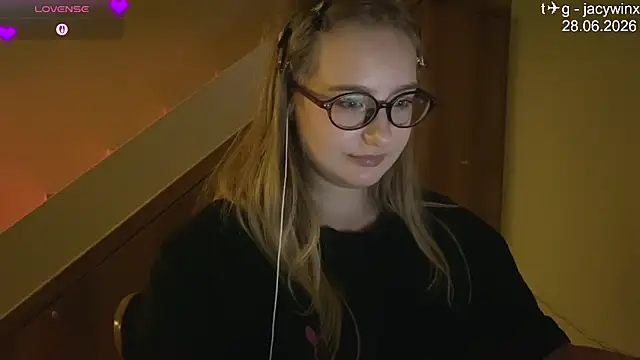 JacyWinslat online show from 28, 6, 2026