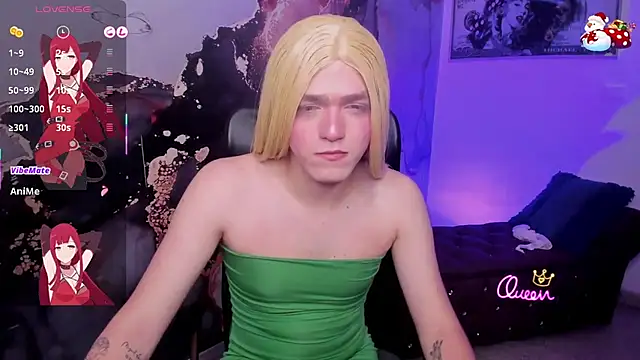 Snapshot of DylanRosse chatting on 16, 12, 2025 DylanRosse online show from 16, 12, 2025