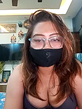 Cute-mona online show from 17, 2, 2026