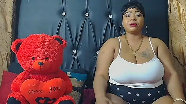 HUMONGUOUSTITSS online show from 8, 10, 2025