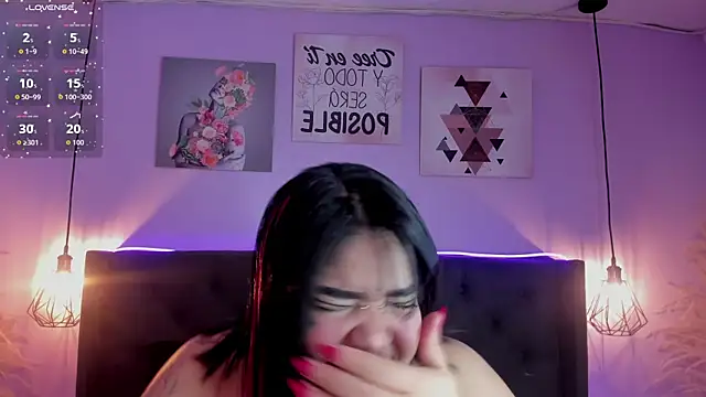 Snapshot of KRYSTENMOON chatting on 27, 4, 2026 KRYSTENMOON online show from 27, 4, 2026