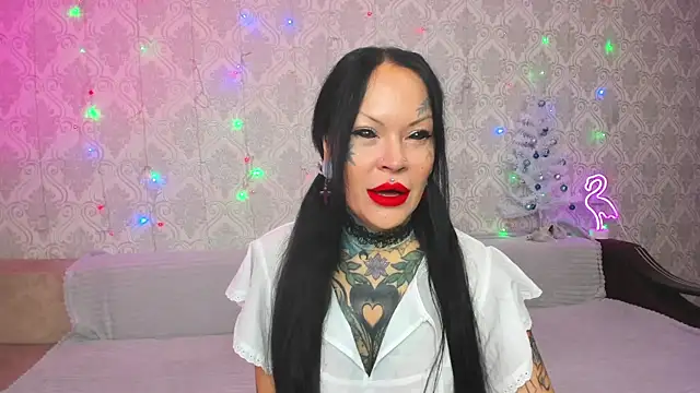 Megan Black Moon online show from 21, 12, 2024