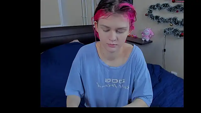 Snapshot of JulieTaylors chatting on 7, 4, 2026 JulieTaylors online show from 7, 4, 2026