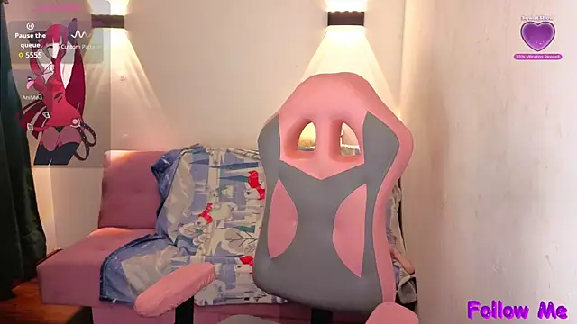 vittorialombardi   online show from 5, 12, 2025