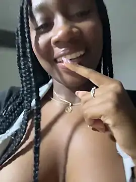 Snapshot of EscorpiLeoncita chatting on 4, 3, 2026 EscorpiLeoncita online show from 4, 3, 2026