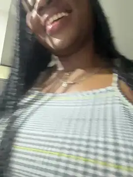 Snapshot of EscorpiLeoncita chatting on 7, 3, 2026 EscorpiLeoncita online show from 7, 3, 2026