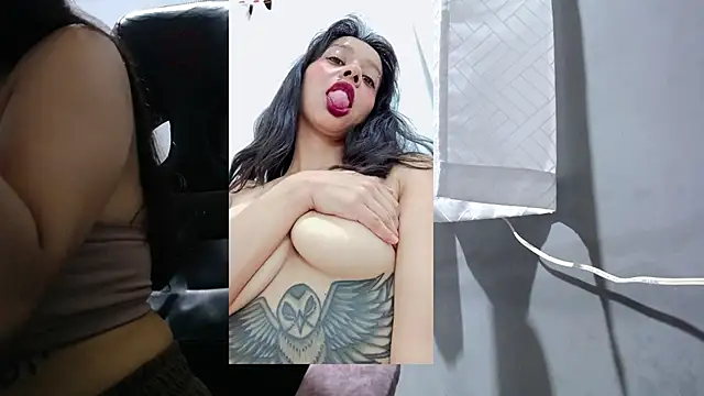 ladynemesis online show from 30, 10, 2025