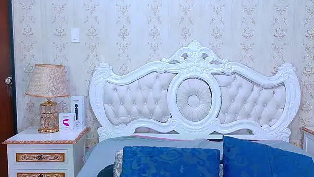 TiaraRosse online show from 21, 11, 2025