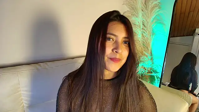 Rebeca Williams  online show from 4, 2, 2025