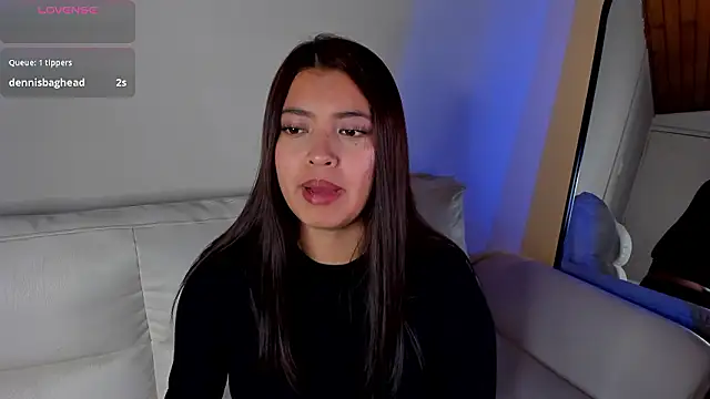 Snapshot of Rebeca_Williams_ chatting on 6, 3, 2026 Rebeca Williams online show from 6, 3, 2026