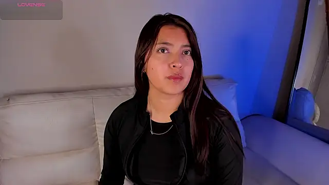 Snapshot of Rebeca_Williams_ chatting on 10, 3, 2026 Rebeca Williams online show from 10, 3, 2026