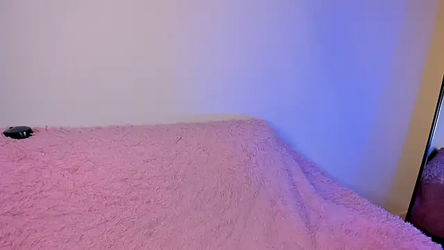 Snapshot of Rebeca_Williams_ chatting on 11, 4, 2026 Rebeca Williams online show from 11, 4, 2026