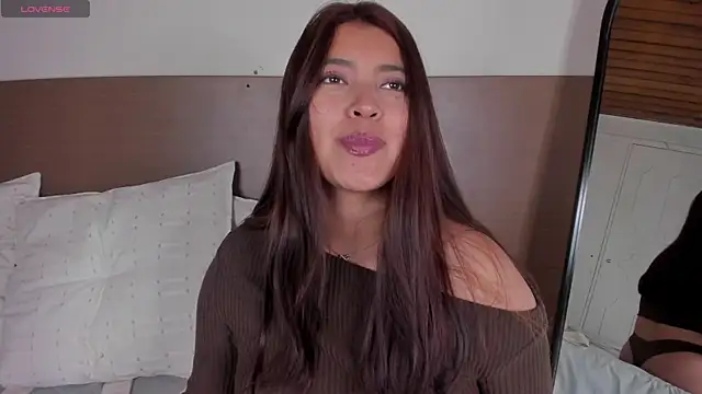 Snapshot of Rebeca_Williams_ chatting on 4, 6, 2026 Rebeca Williams online show from 4, 6, 2026